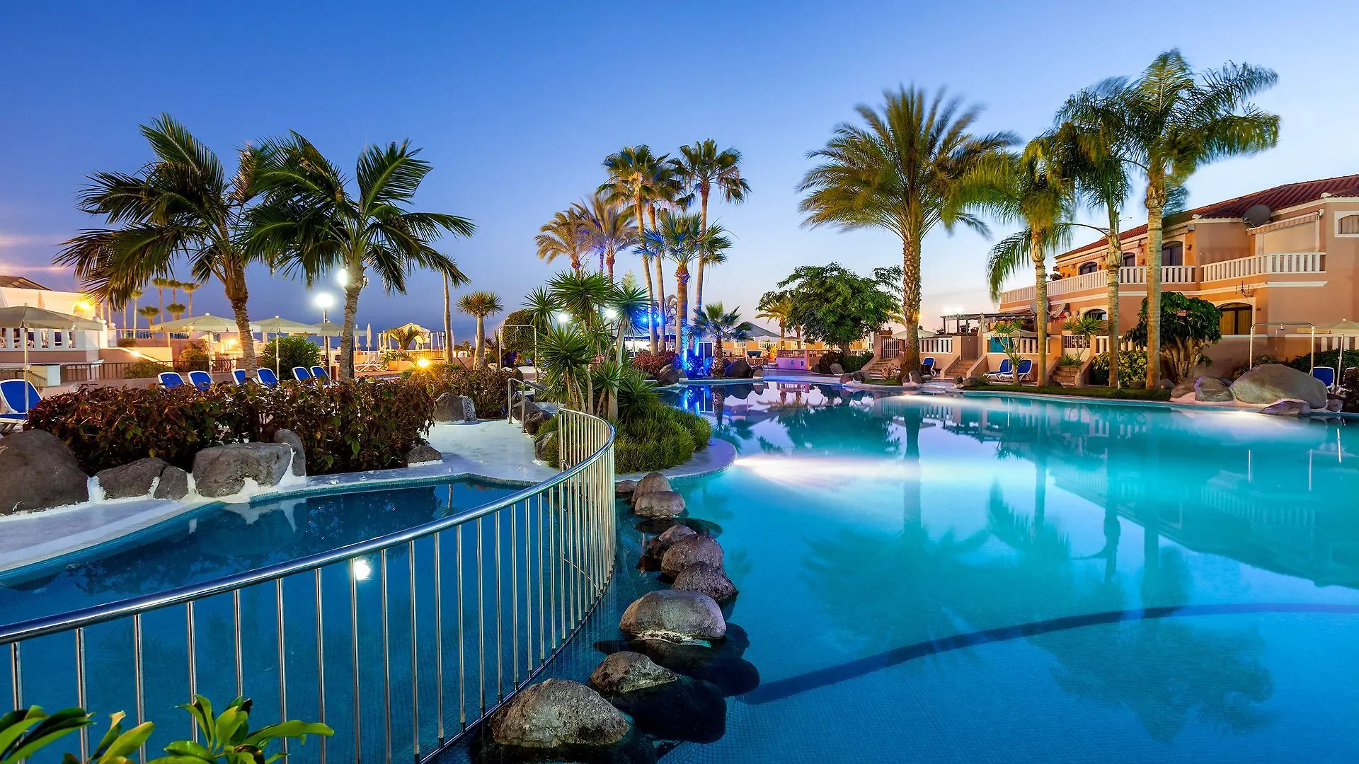 Apartahotel Sol Sun Beach Apartamentos Costa Adeje